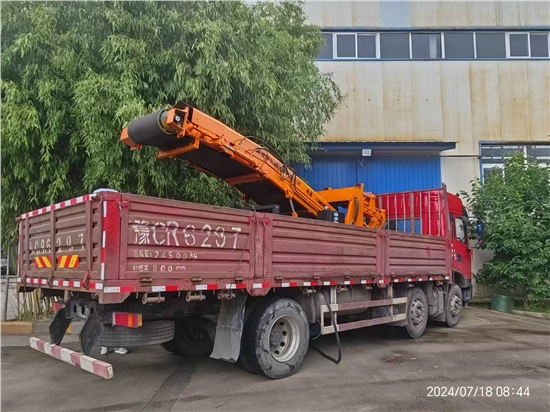 洛寧客戶復(fù)購60輪式扒渣機(jī)發(fā)貨